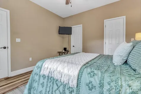 25 Union Chapel Road Weaverville NC 28787