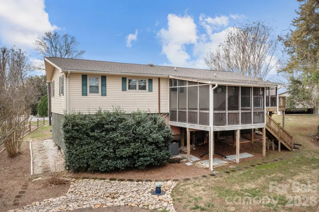 4278 Harbor Lane Sherrills Ford NC 28673