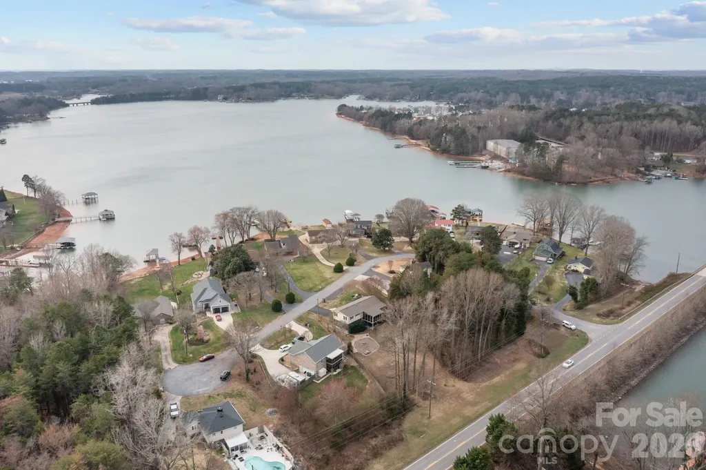 4278 Harbor Lane Sherrills Ford NC 28673