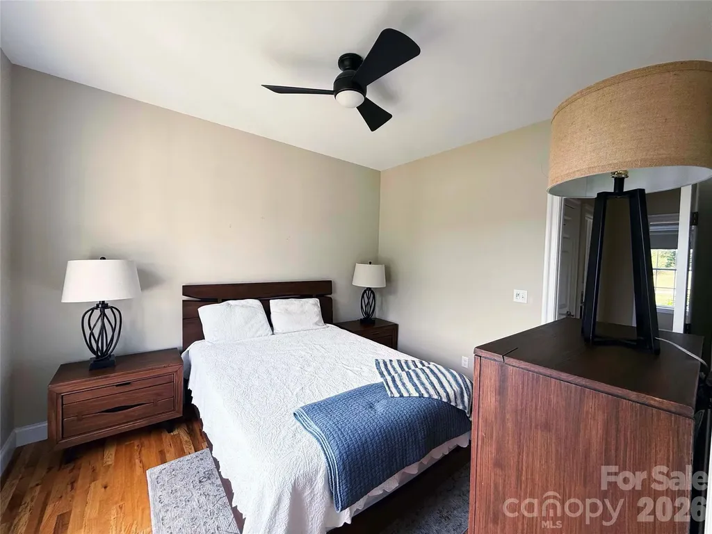 490 Mapleton Lane Columbus NC 28722