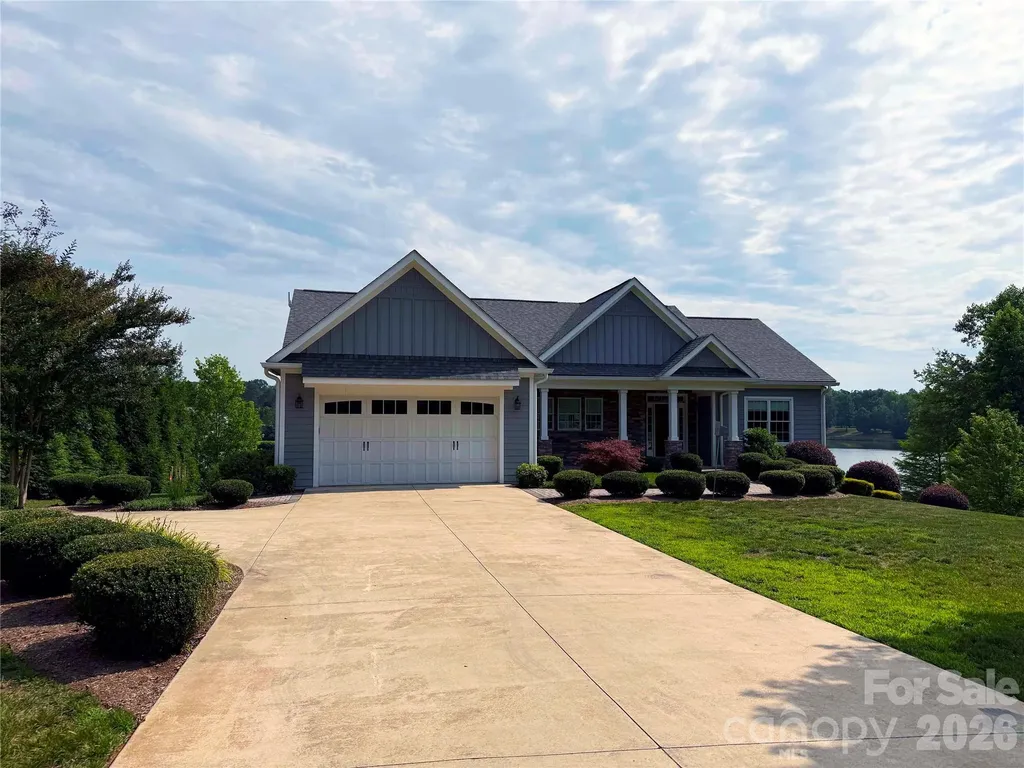490 Mapleton Lane Columbus NC 28722