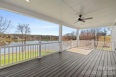490 Mapleton Lane Columbus NC 28722