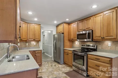 741 Zelda Court Hendersonville NC 28792