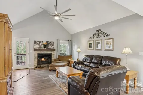 741 Zelda Court Hendersonville NC 28792