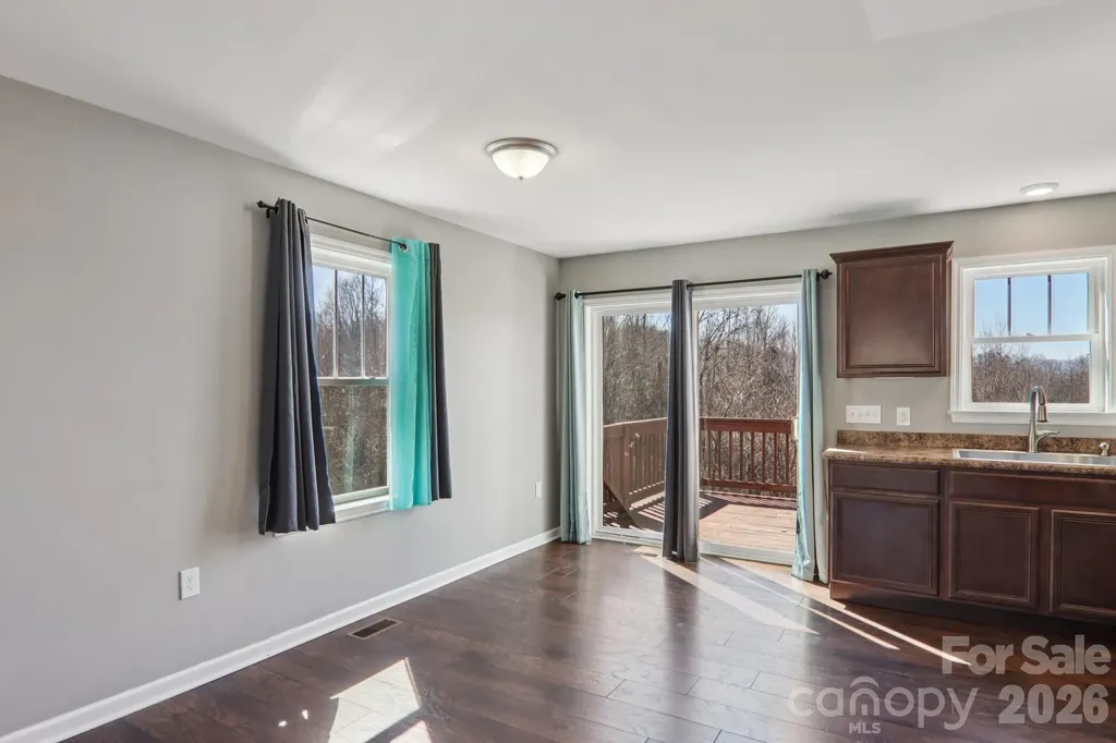 751 Hutch Mountain Road Fletcher NC 28732