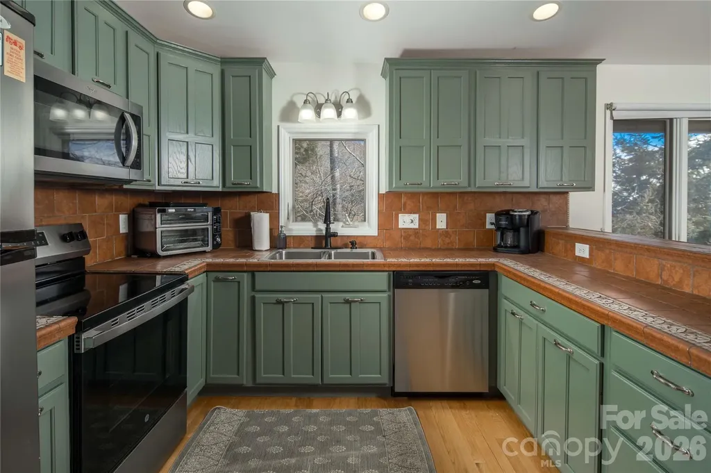 1628 Skyland Drive Seven Devils NC 28604