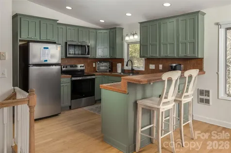 1628 Skyland Drive Seven Devils NC 28604