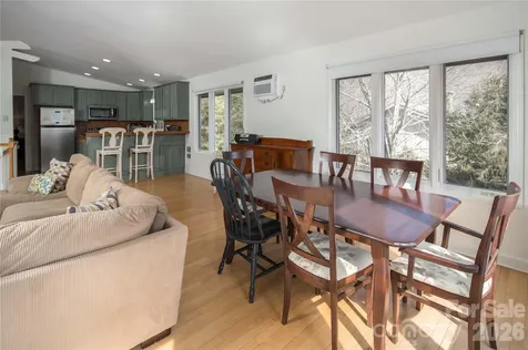 1628 Skyland Drive Seven Devils NC 28604
