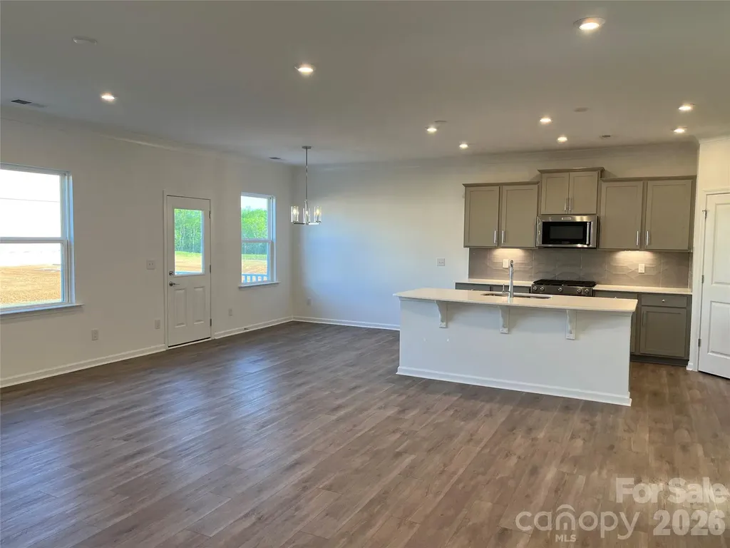 12061 Bradshaw Court Charlotte NC 28278