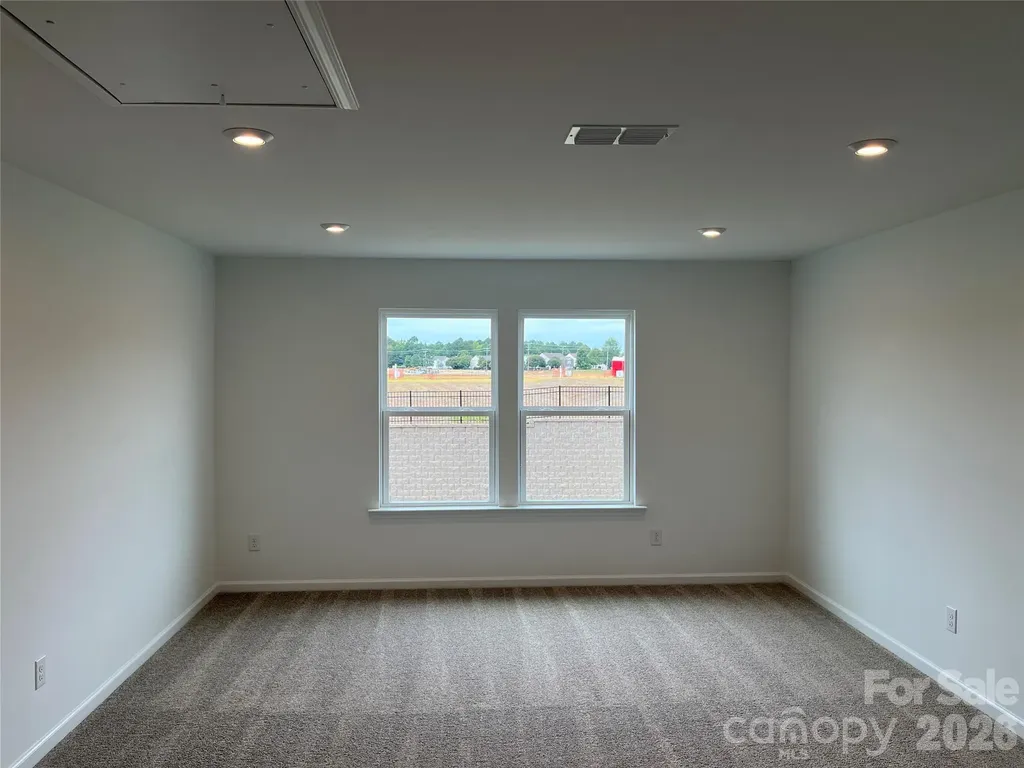 12121 Bradshaw Court Charlotte NC 28278