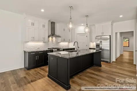 125 Bentley Court Troutman NC 28166