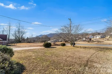 2977 Us Highway 70 W Marion NC 28752