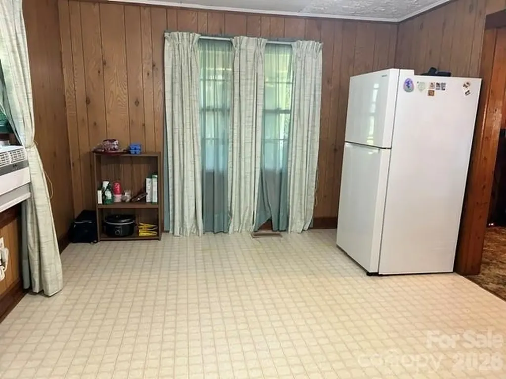 1174 Stacy Hill Road Marion NC 28752
