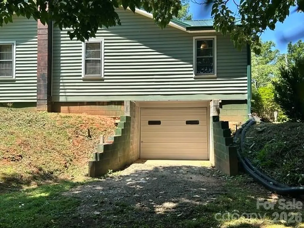 1174 Stacy Hill Road Marion NC 28752