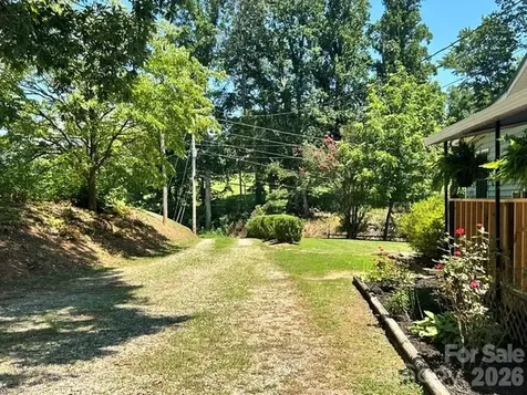 1174 Stacy Hill Road Marion NC 28752