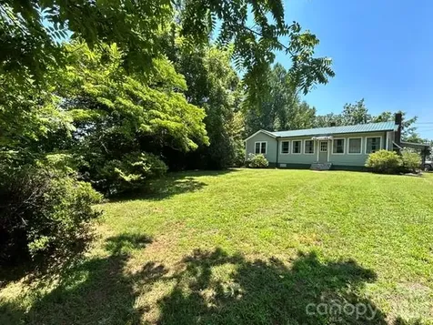 1174 Stacy Hill Road Marion NC 28752