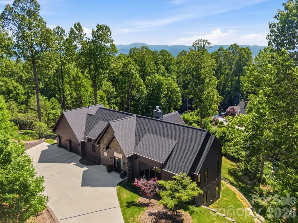241 Tower Circle Hendersonville NC 28739