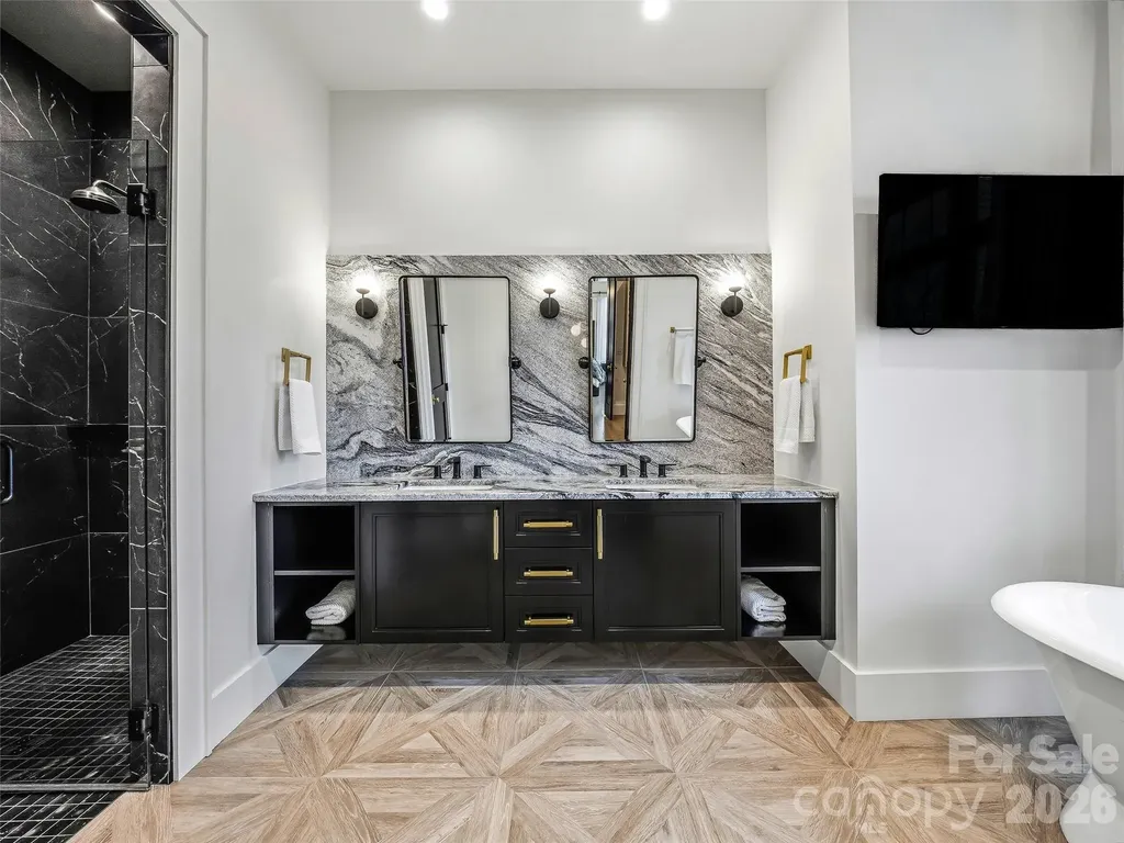 241 Tower Circle Hendersonville NC 28739