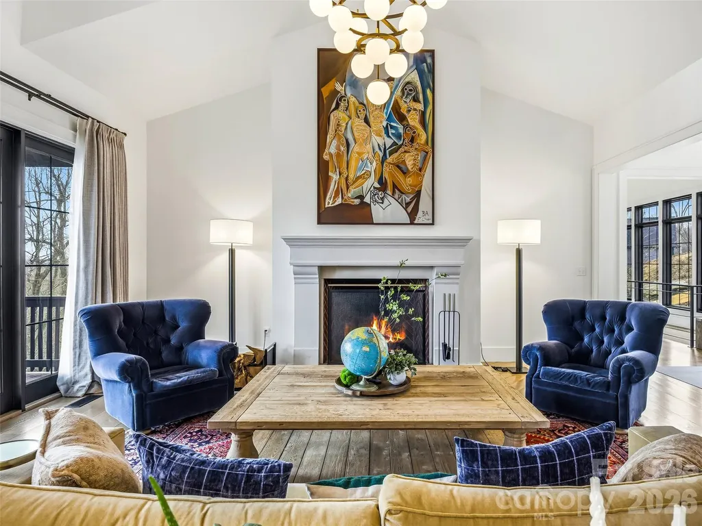 241 Tower Circle Laurel Park NC 28739