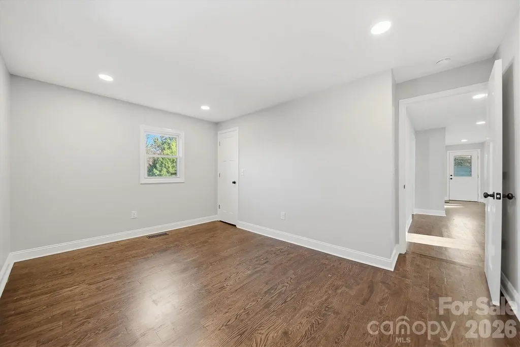 330 Harrington Street NW Lenoir NC 28645