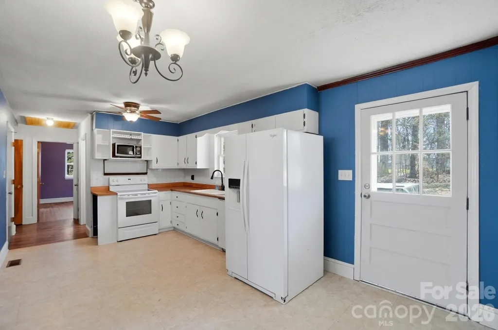 10608 Glenmac Road Charlotte NC 28215