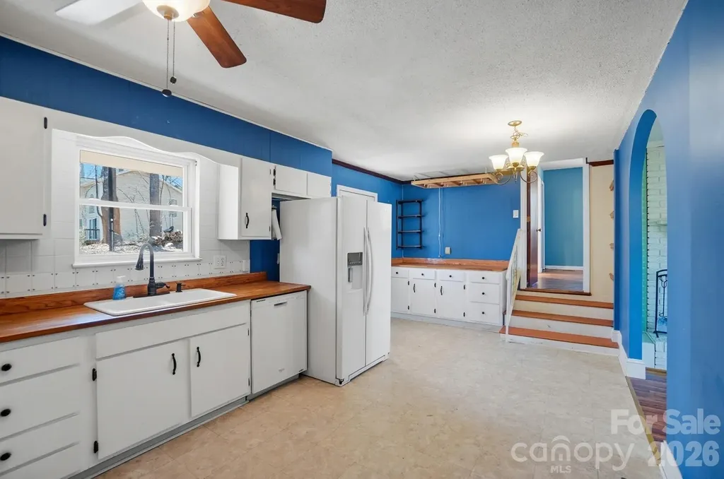 10608 Glenmac Road Charlotte NC 28215