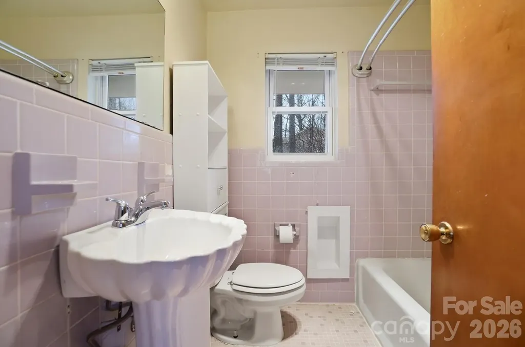 10608 Glenmac Road Charlotte NC 28215