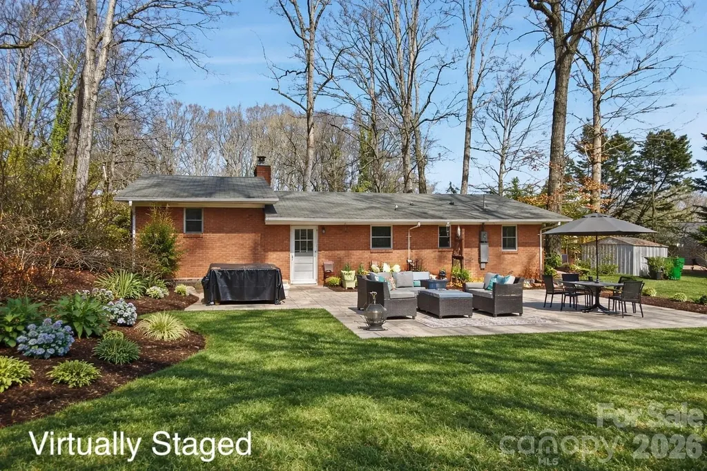10608 Glenmac Road Charlotte NC 28215