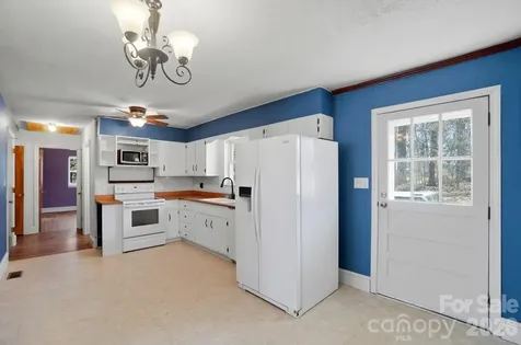 10608 Glenmac Road Charlotte NC 28215