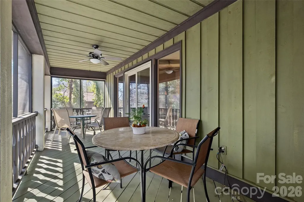 3017 Chestnut Tree Road Hendersonville NC 28792