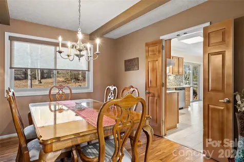 3017 Chestnut Tree Road Hendersonville NC 28792