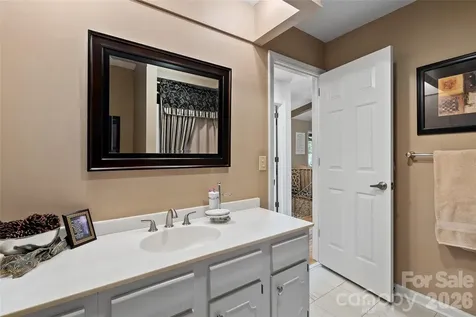 3017 Chestnut Tree Road Hendersonville NC 28792