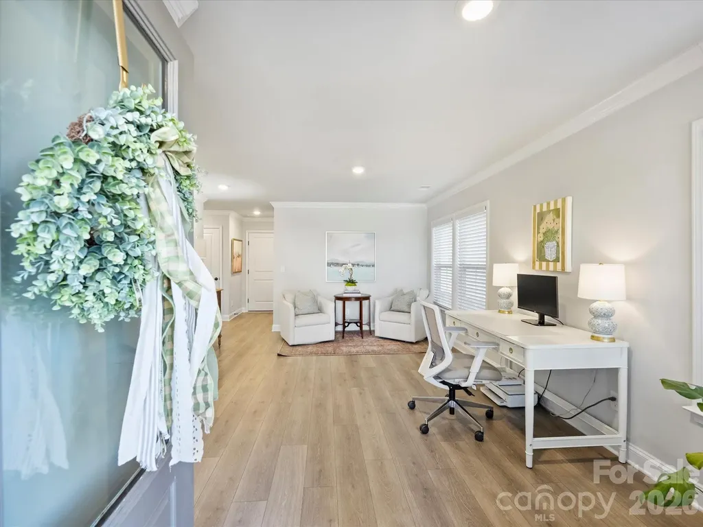 2522 Lydia Avenue Charlotte NC 28205