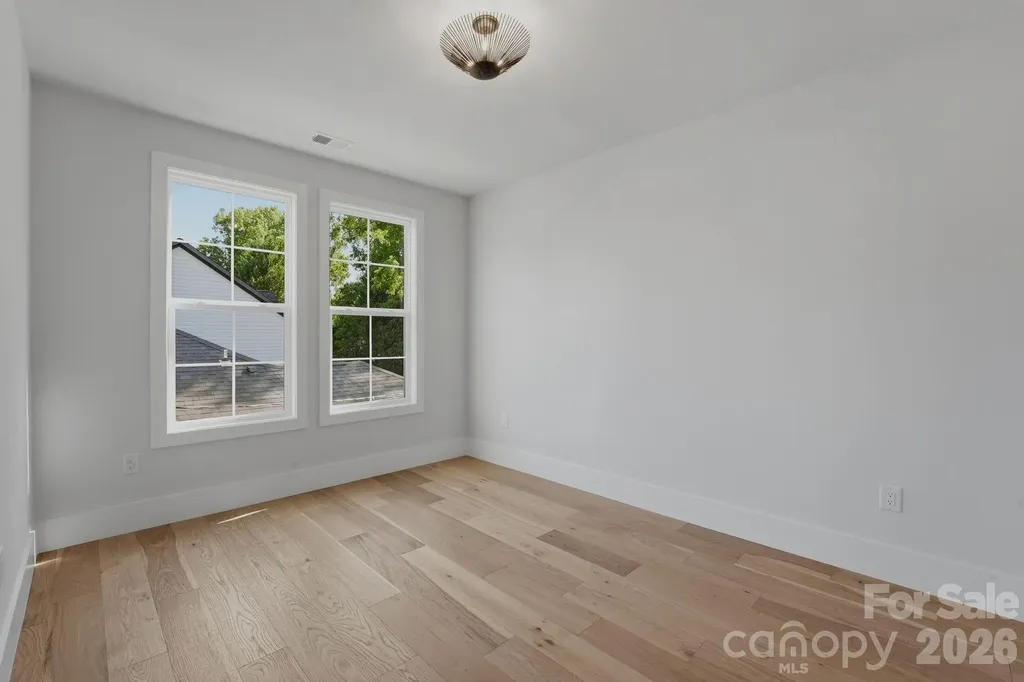 1637 Longfellow Street Charlotte NC 28205