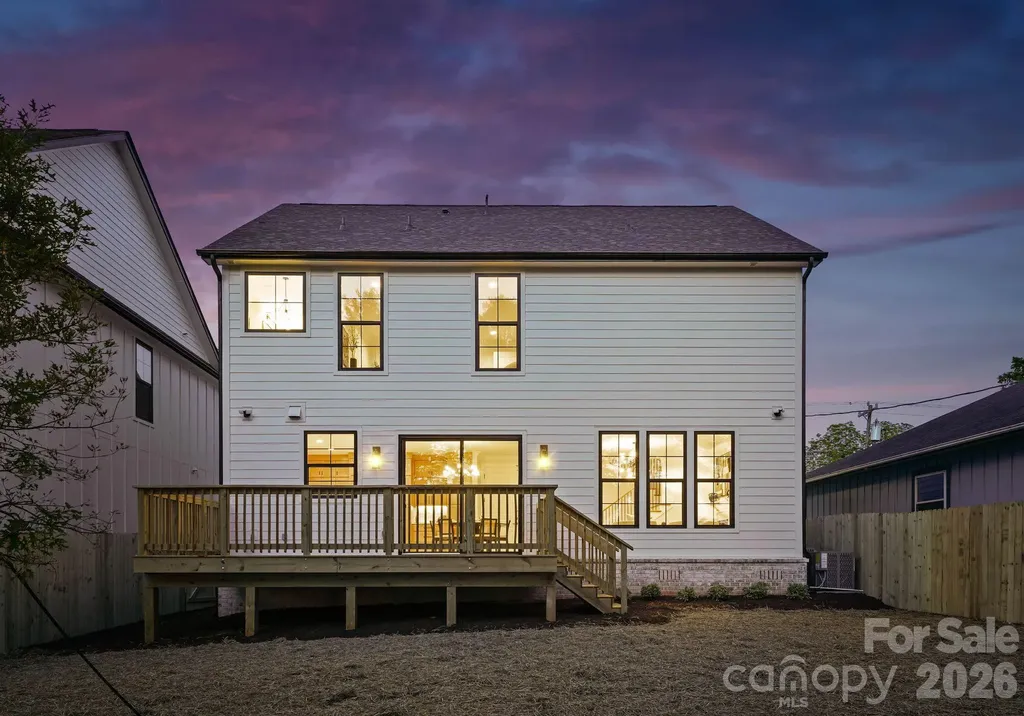 1637 Longfellow Street Charlotte NC 28205