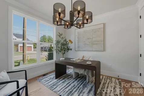 1637 Longfellow Street Charlotte NC 28205