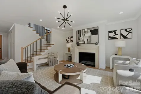 1637 Longfellow Street Charlotte NC 28205