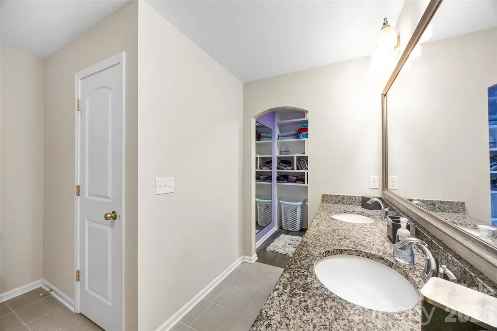 2342 Bloomfield Drive Kannapolis NC 28081