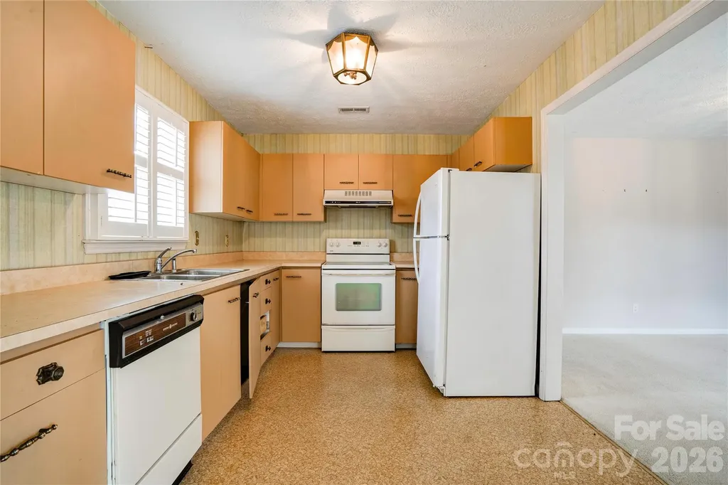 97-1 Edgemont Avenue Shelby NC 28150