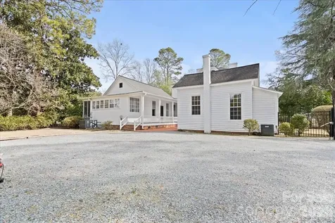 310 Kershaw Street Cheraw SC 29520