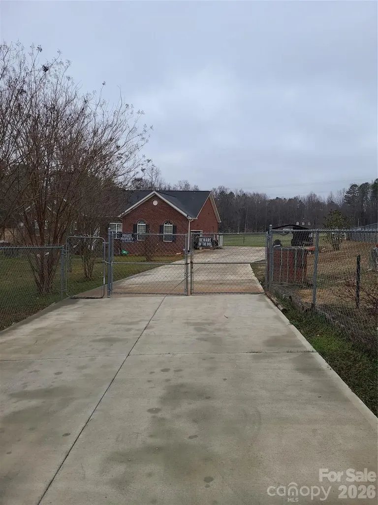 1638 Bess Town Road Bessemer City NC 28016