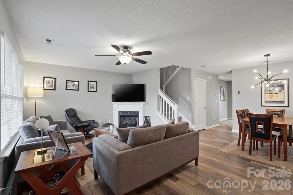 12350 Hennigan Place Lane Charlotte NC 28214