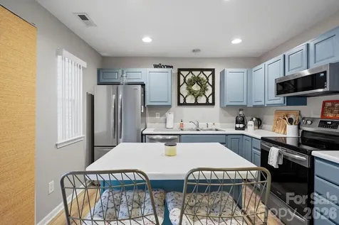 12350 Hennigan Place Lane Charlotte NC 28214