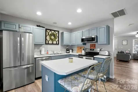 12350 Hennigan Place Lane Charlotte NC 28214