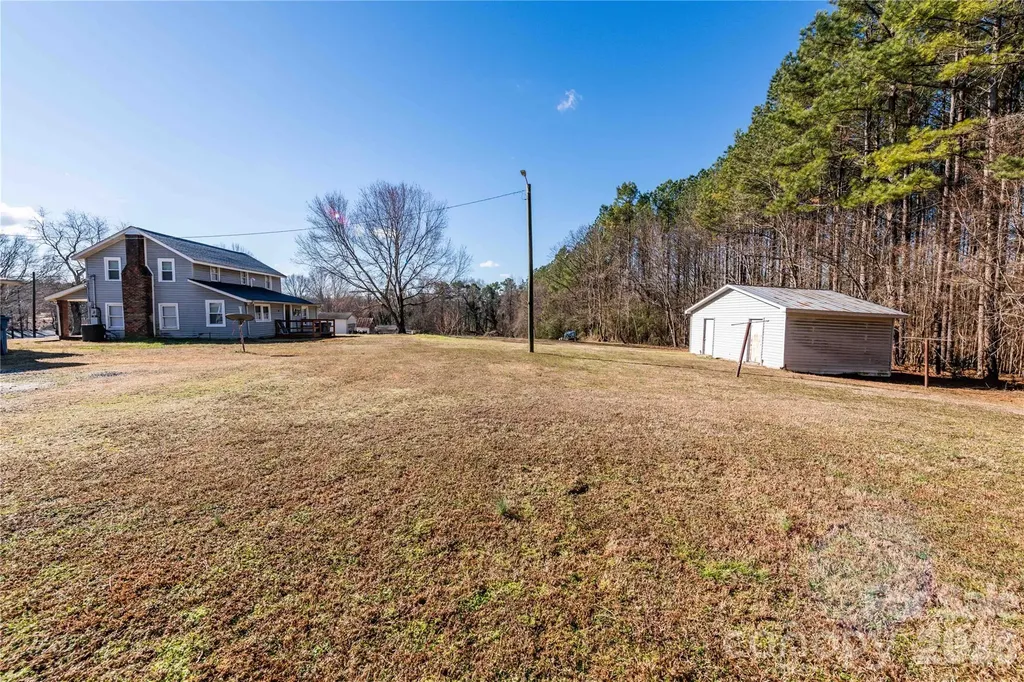 470 & 460 S Moose Road Mount Pleasant NC 28124