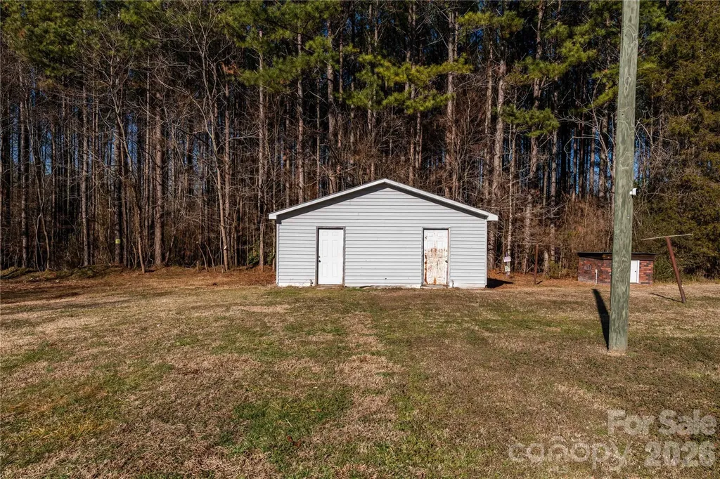 470 & 460 S Moose Road Mount Pleasant NC 28124