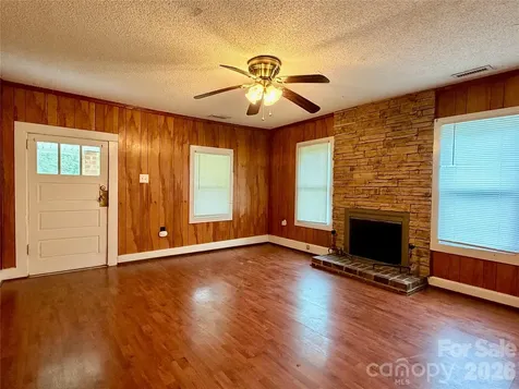 470 & 460 S Moose Road Mount Pleasant NC 28124