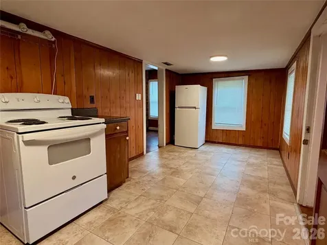 470 & 460 S Moose Road Mount Pleasant NC 28124