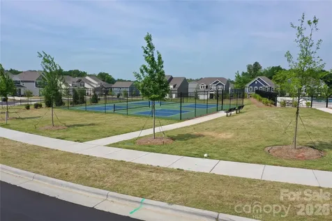 618 Downshire Road NW Concord NC 28027