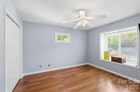 17 Driver Court Hendersonville NC 28739